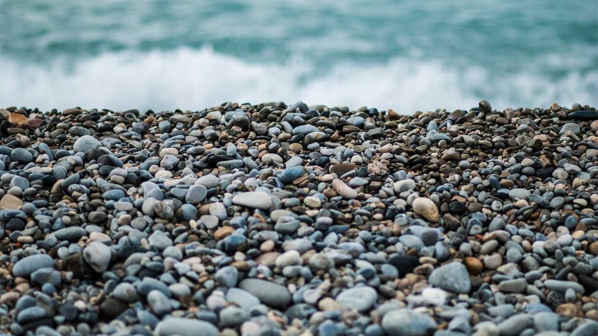 附近的人约会靠谱吗,有风险吗?