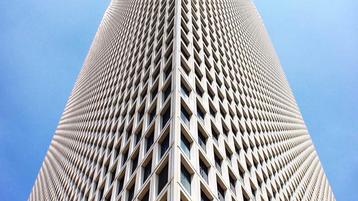 猎梦人是什么样的游戏小时候玩的猎人变身为狼人的游戏那个游戏叫什么...