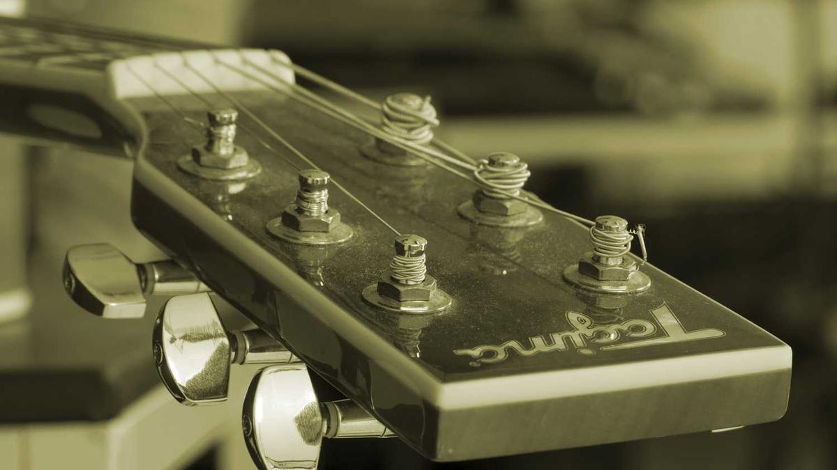 去洗脚会不会传染艾滋病 去洗脚是一个人一个房间吗